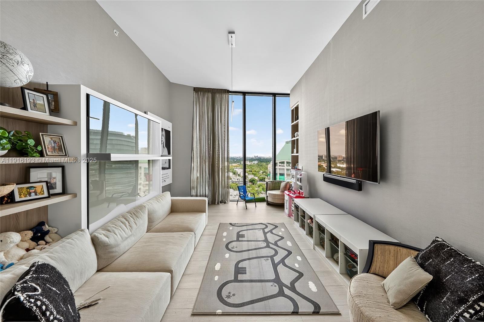 2821 S Bayshore Dr #LPH-D Miami, FL 33133