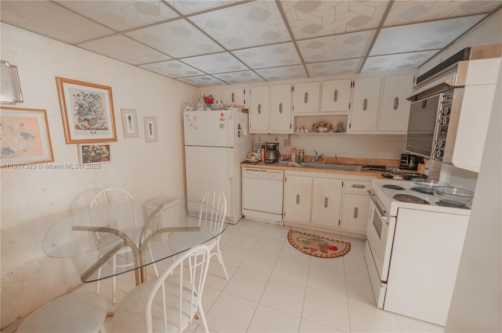 image Winston Towers 50010