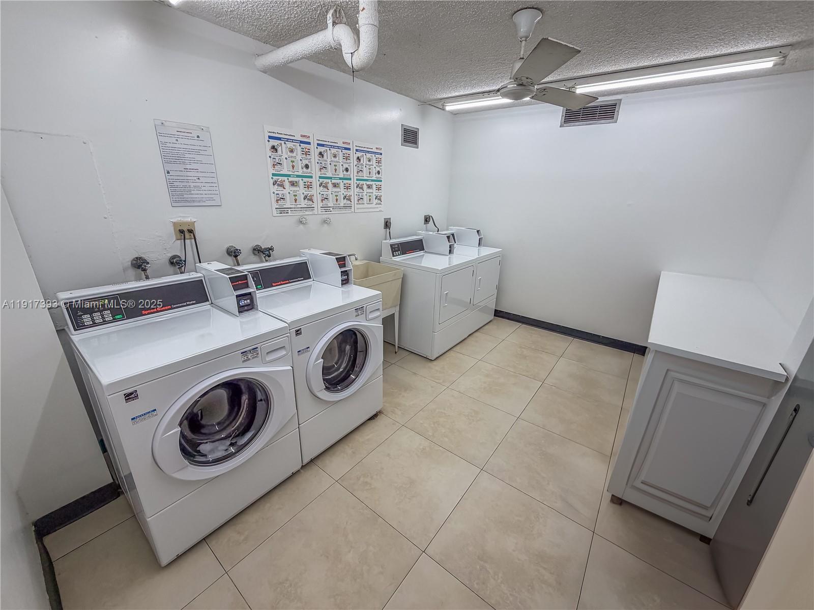 image Winston Towers 50020