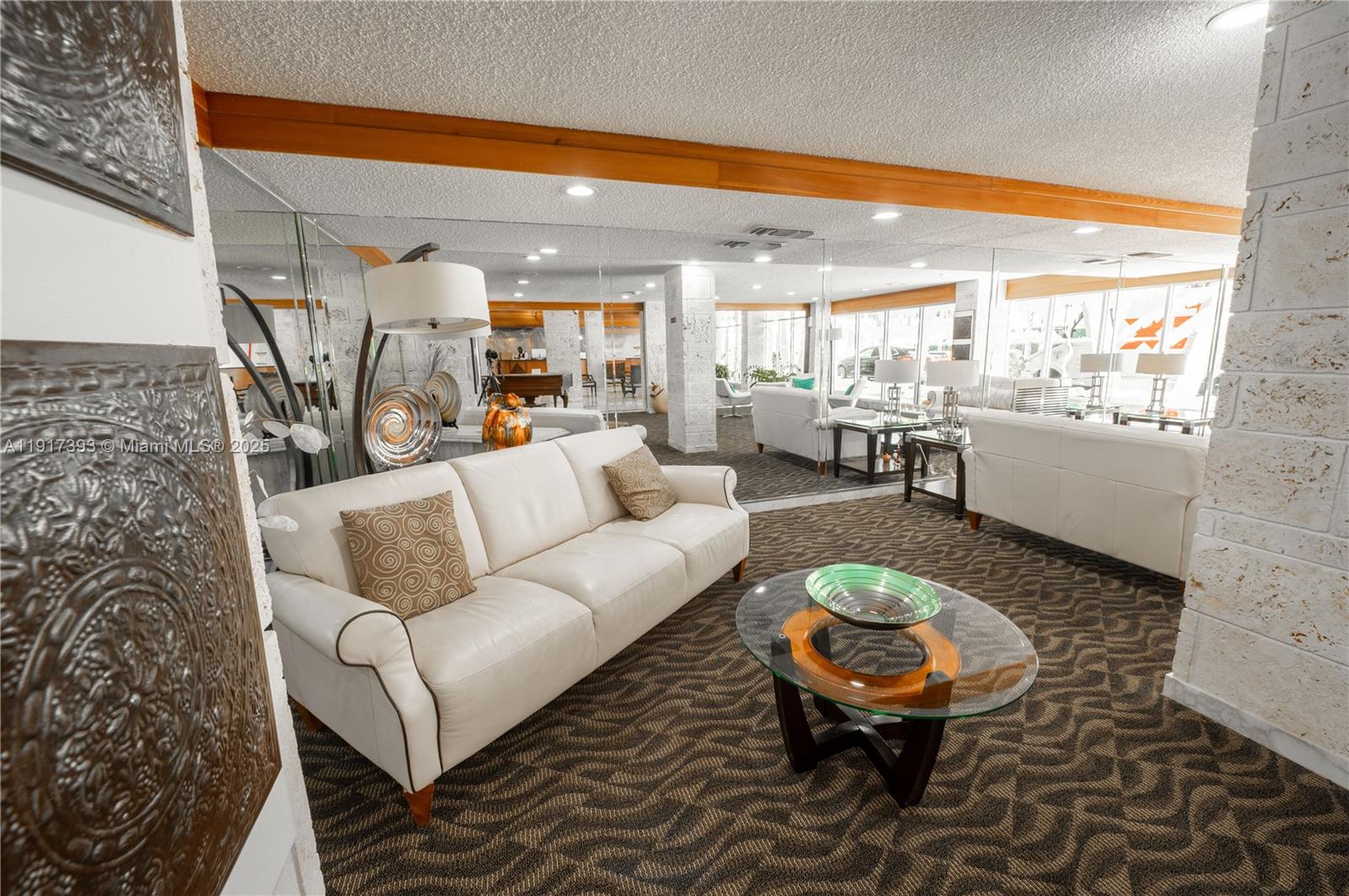 image Winston Towers 50029