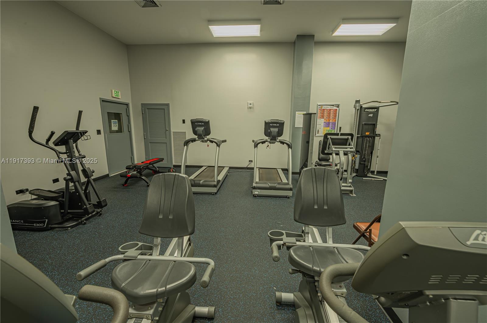 image Winston Towers 50034