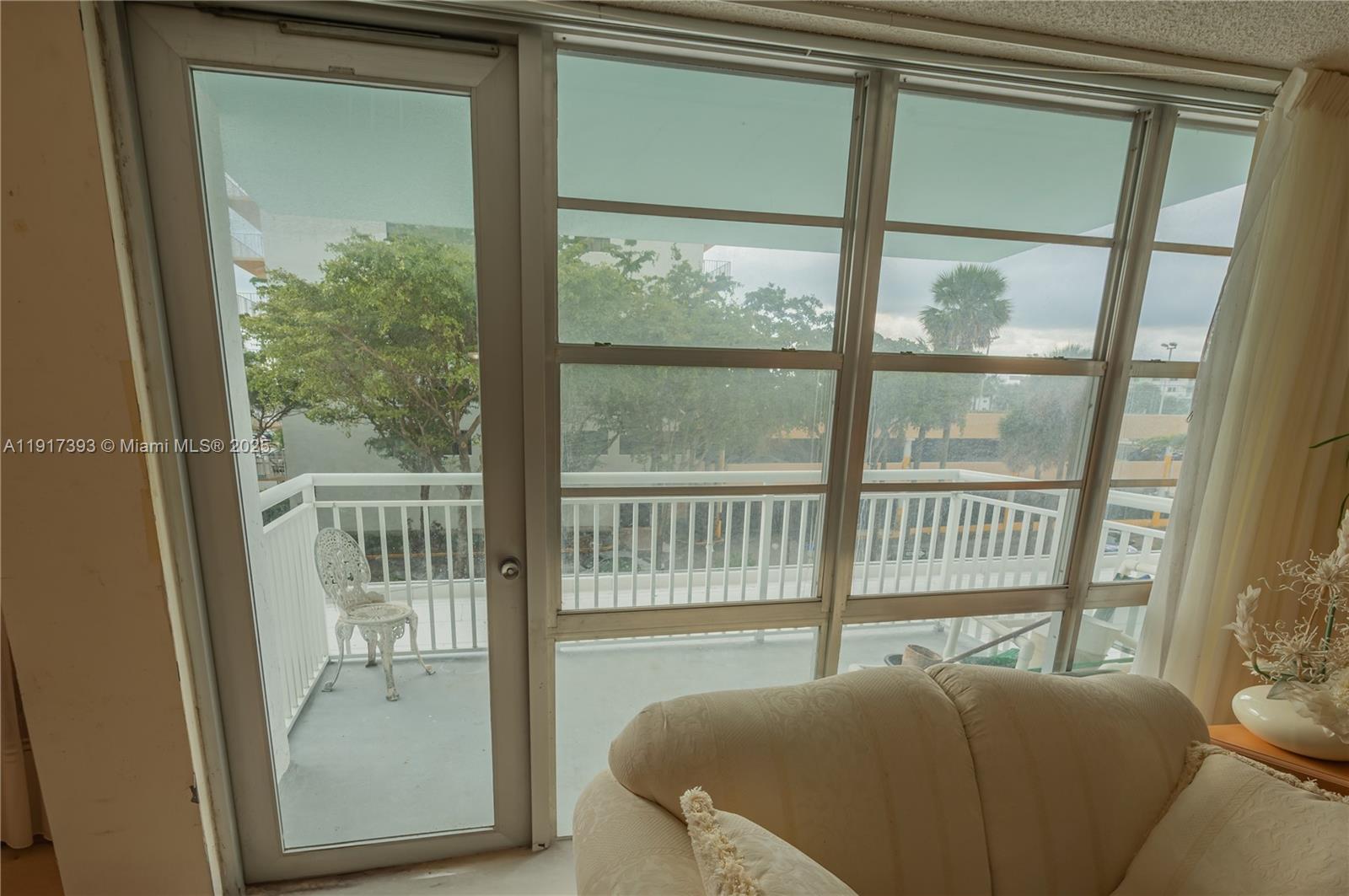 image Winston Towers 5007