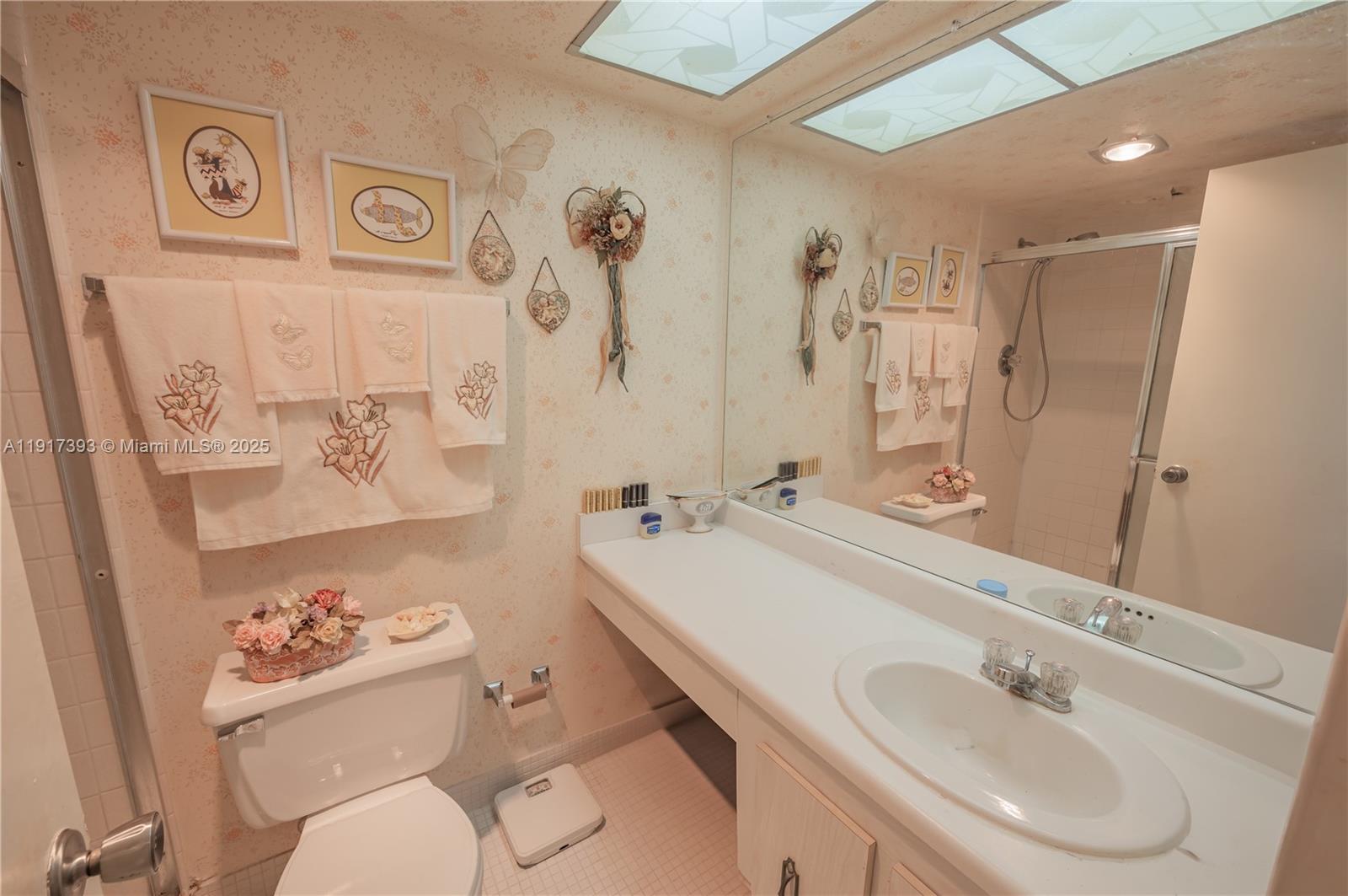 image Winston Towers 5008