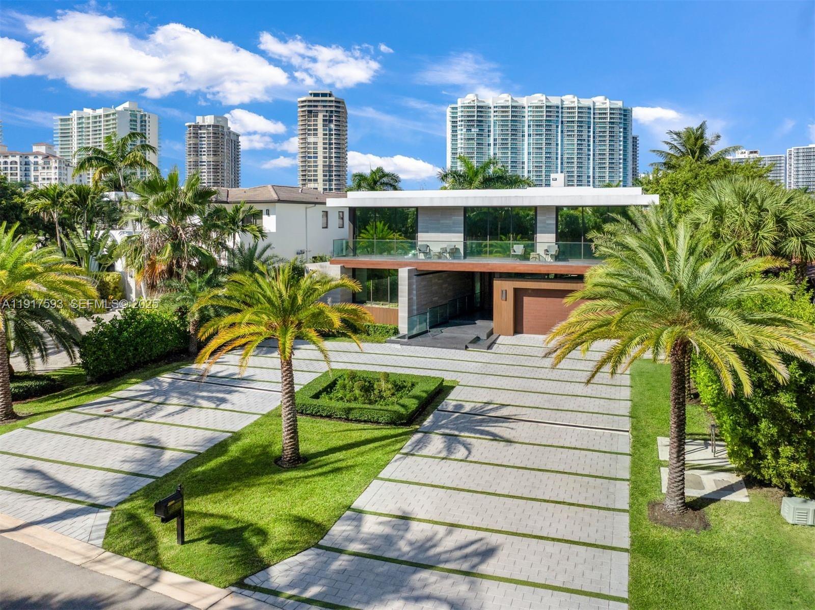 342 S Parkway Golden Beach, FL 33160