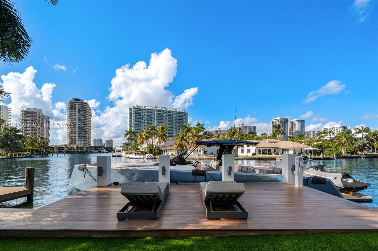 342 S Parkway Golden Beach, FL 33160