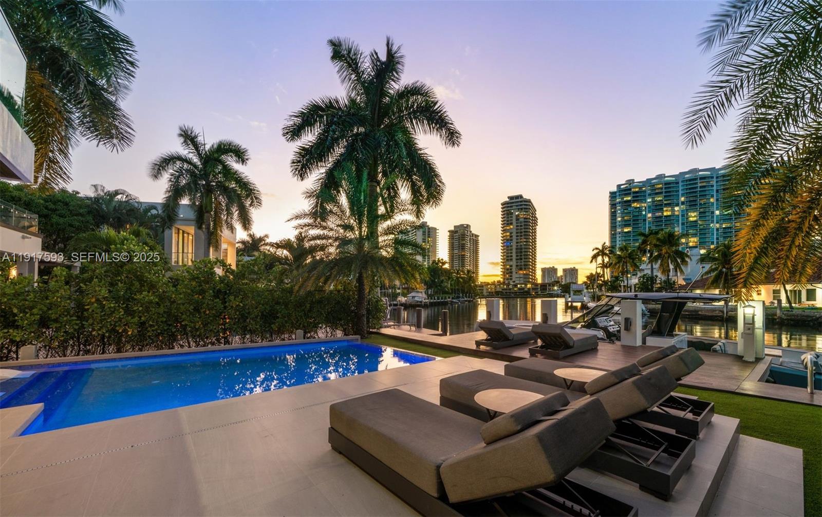 342 S Parkway Golden Beach, FL 33160