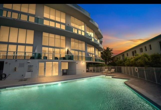 2000 Bay Dr #205 Miami Beach, FL 33141