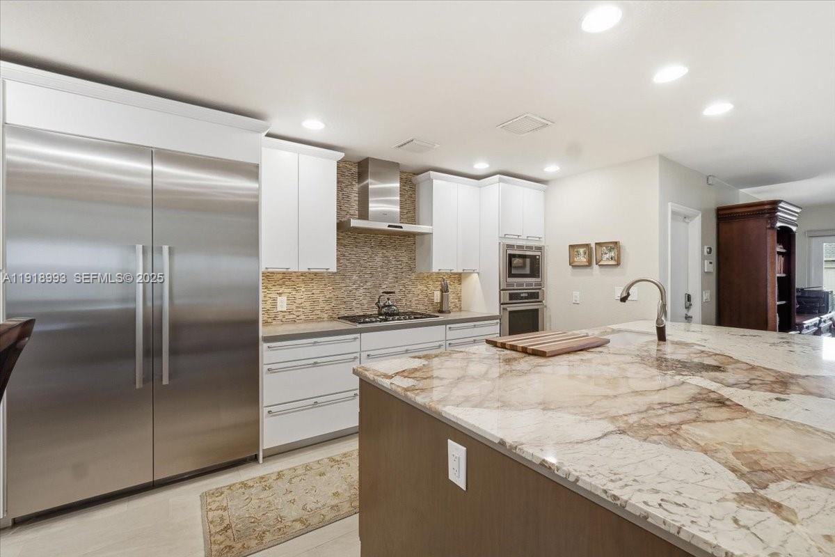 2662 NE 3rd St Pompano Beach, FL 33062