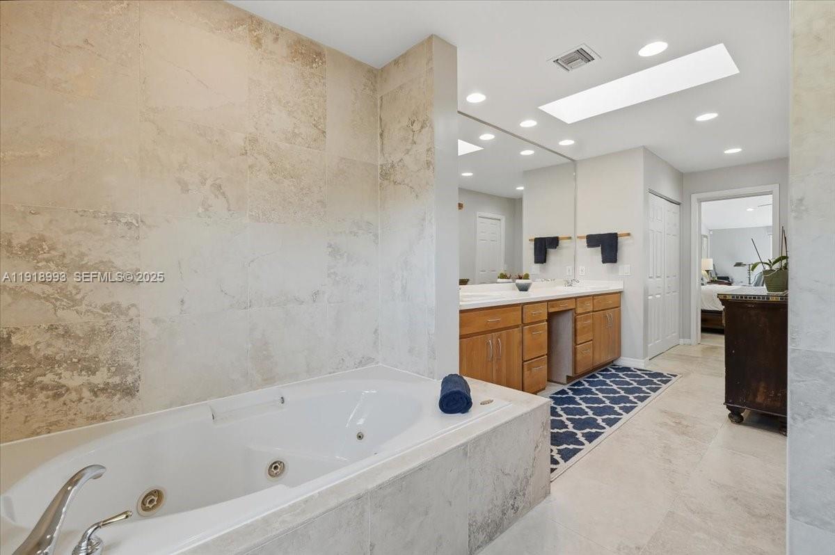 2662 NE 3rd St Pompano Beach, FL 33062