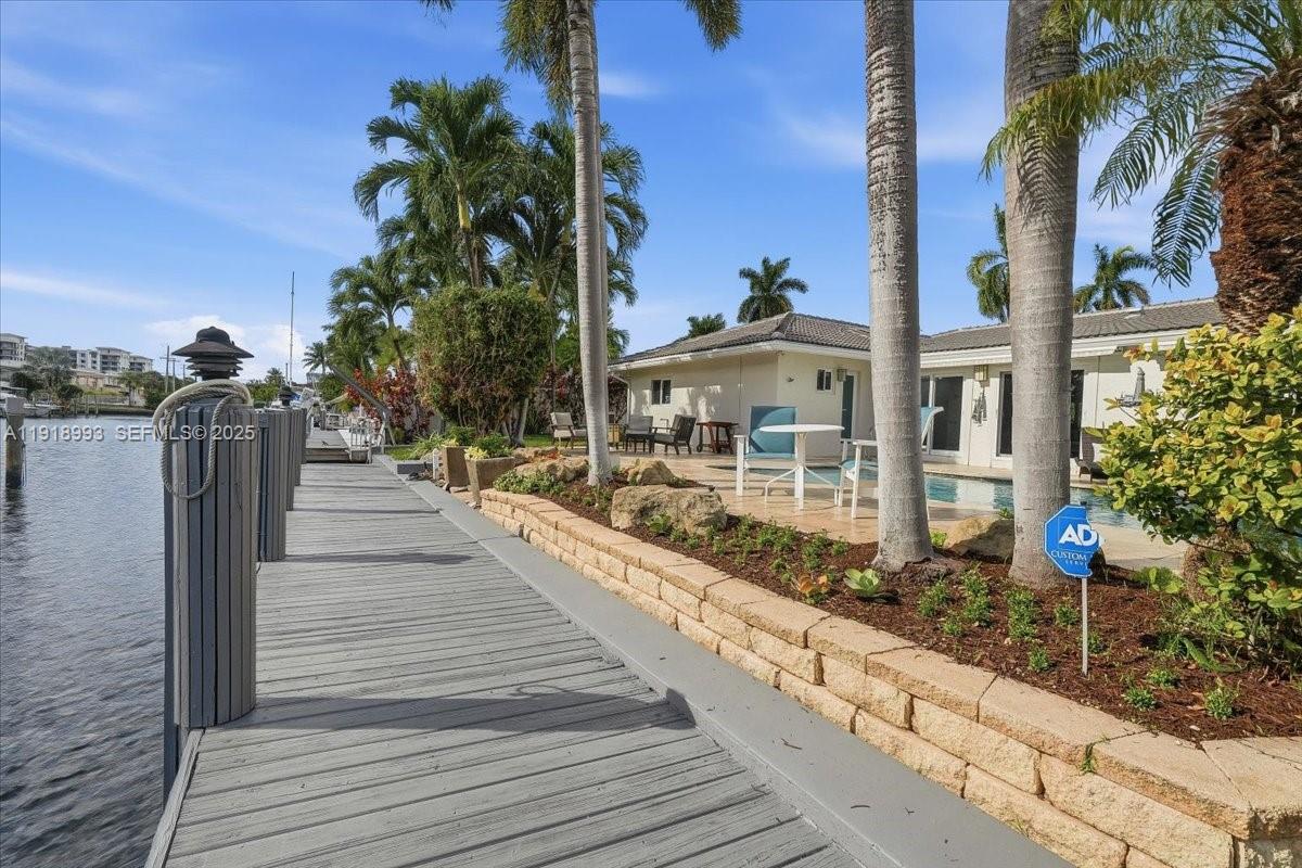 2662 NE 3rd St Pompano Beach, FL 33062