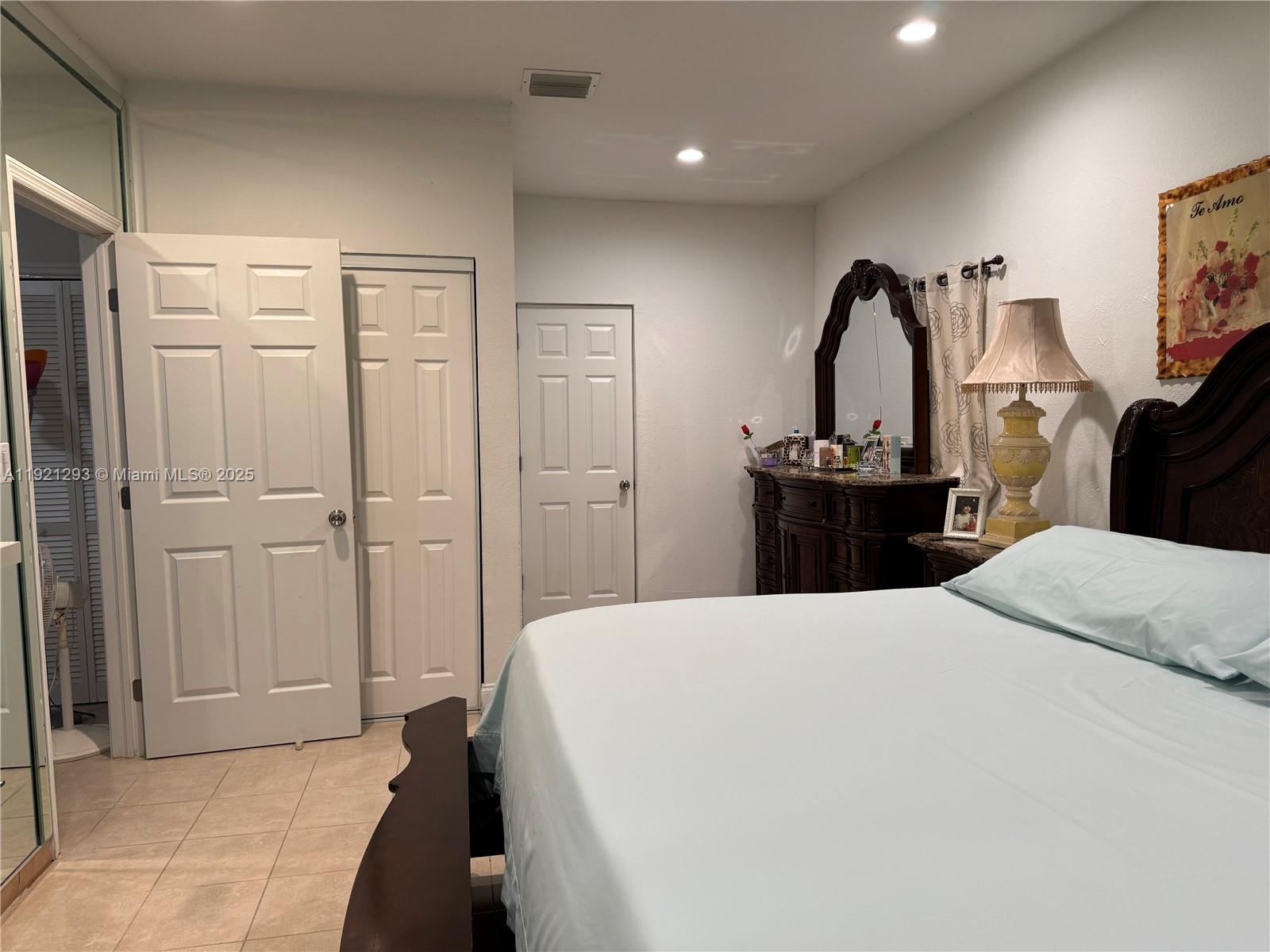 3041 NW 95th Ter Miami, FL 33147