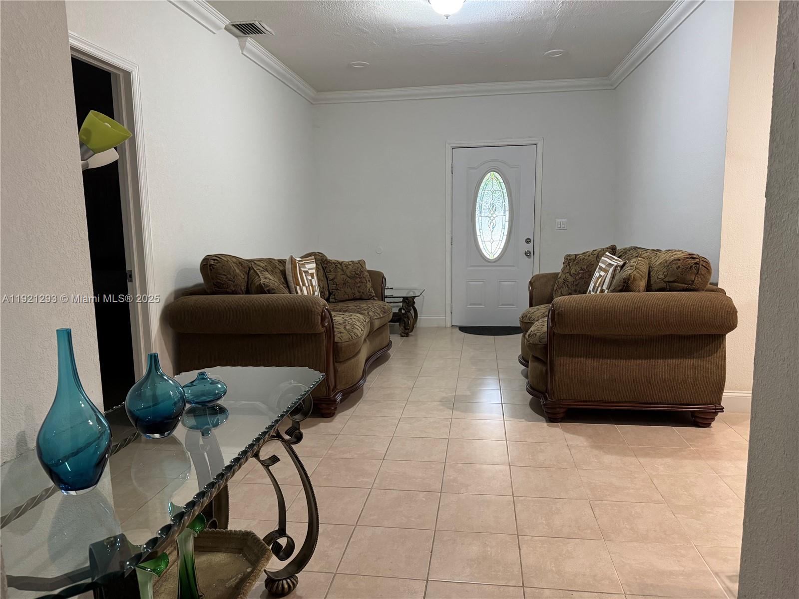 3041 NW 95th Ter Miami, FL 33147