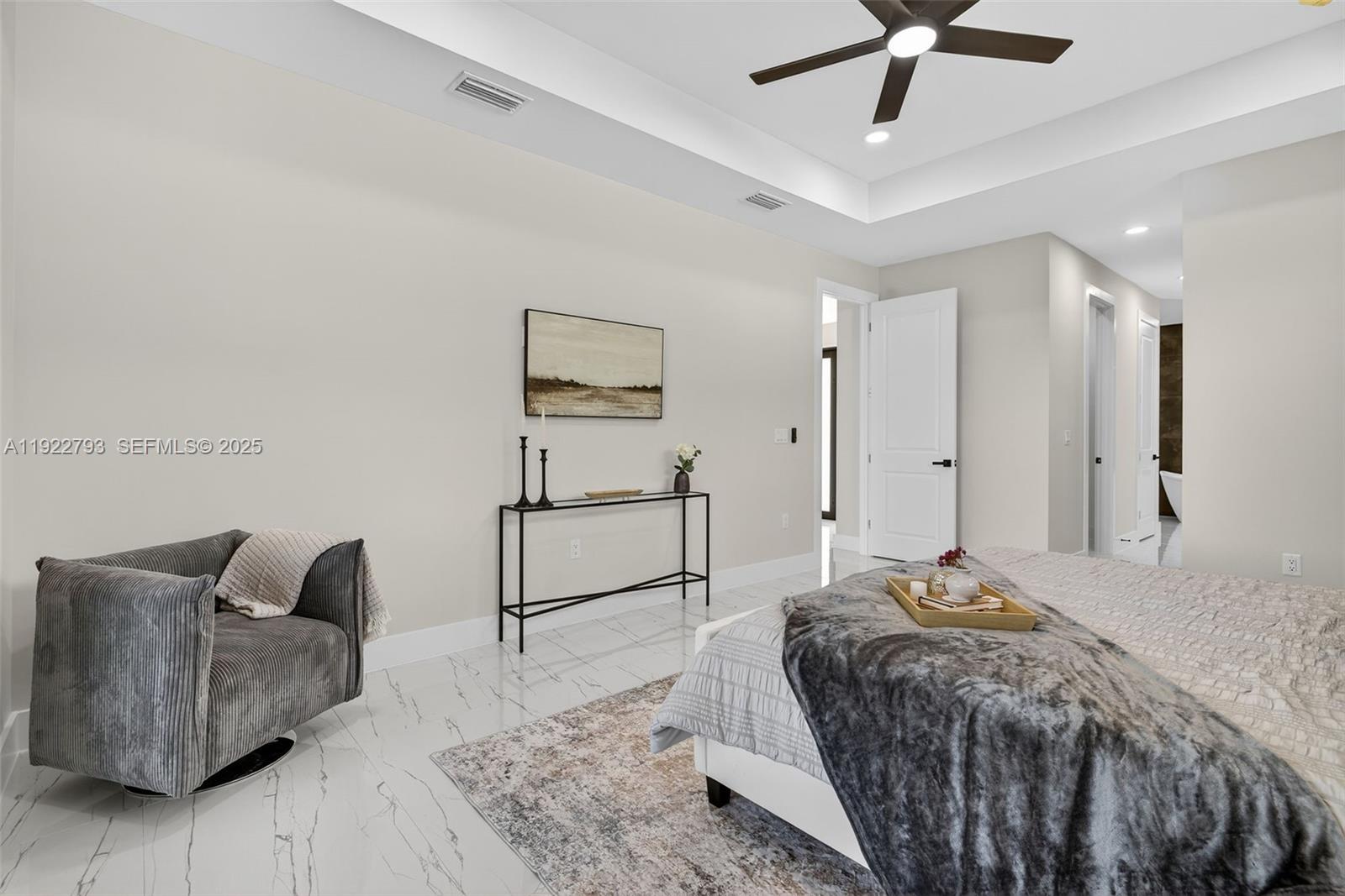 1129 SW 24th St Cape Coral, FL 33991