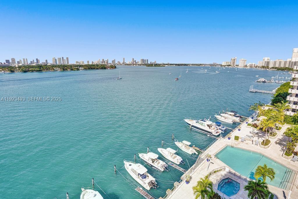 800 West Ave #722 Miami Beach, FL 33139