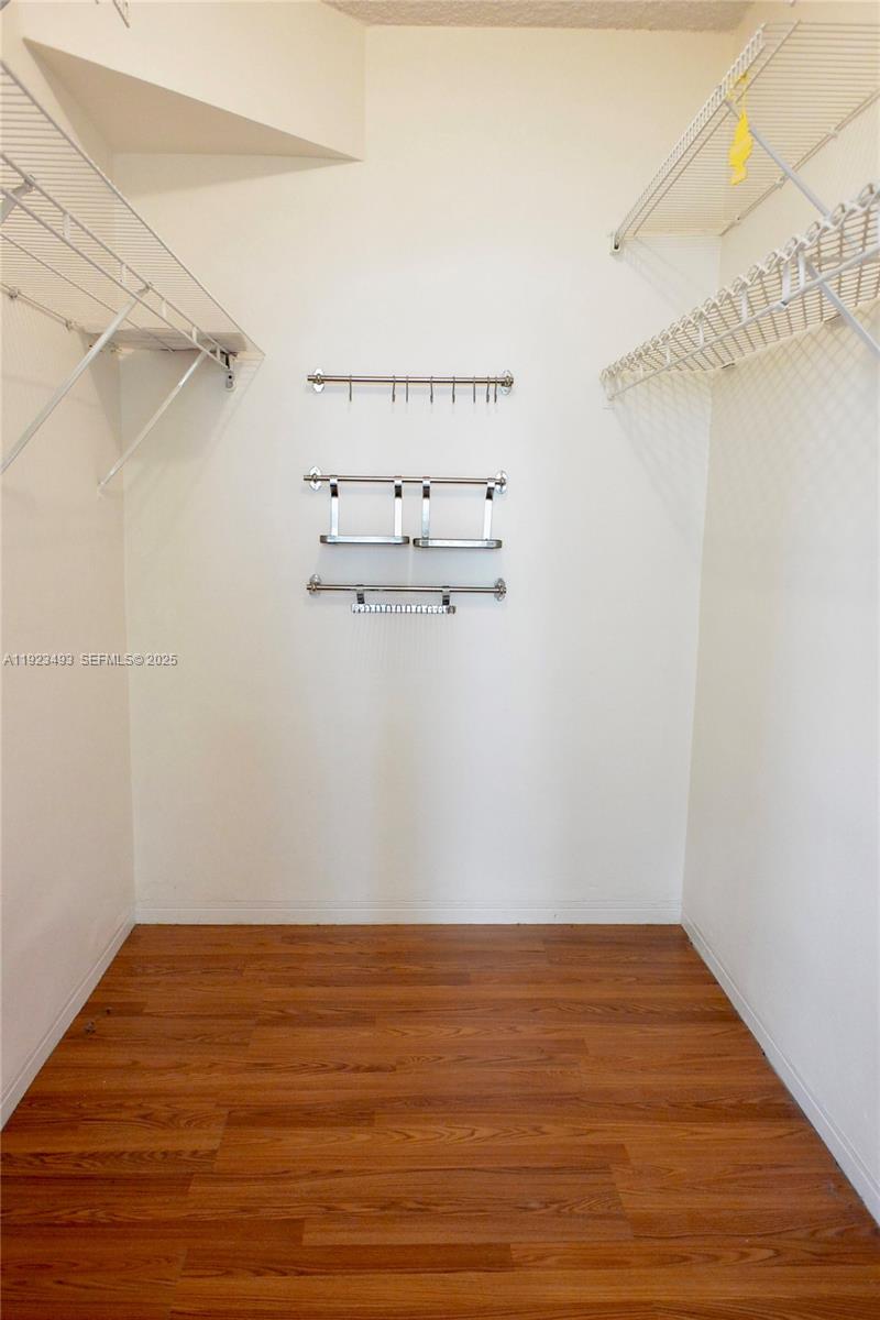 800 West Ave #722 Miami Beach, FL 33139