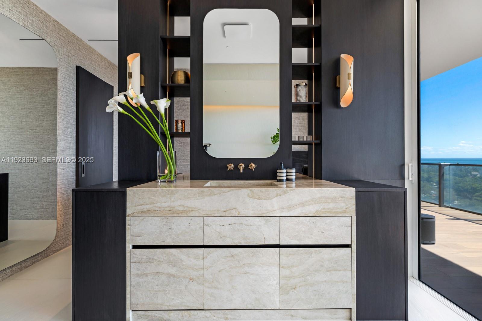 800 S Pointe Dr #801 Miami Beach, FL 33139