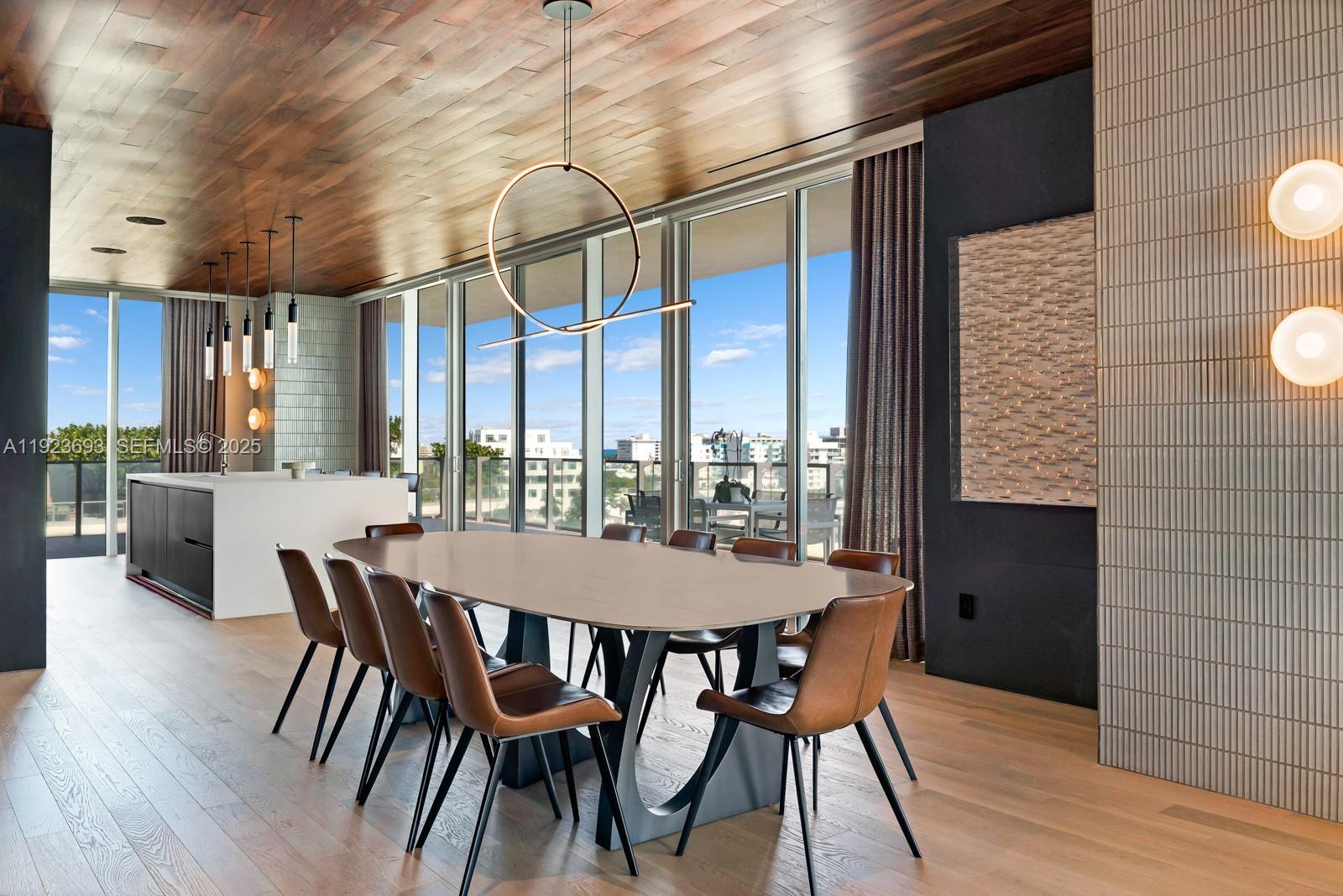 800 S Pointe Dr #801 Miami Beach, FL 33139