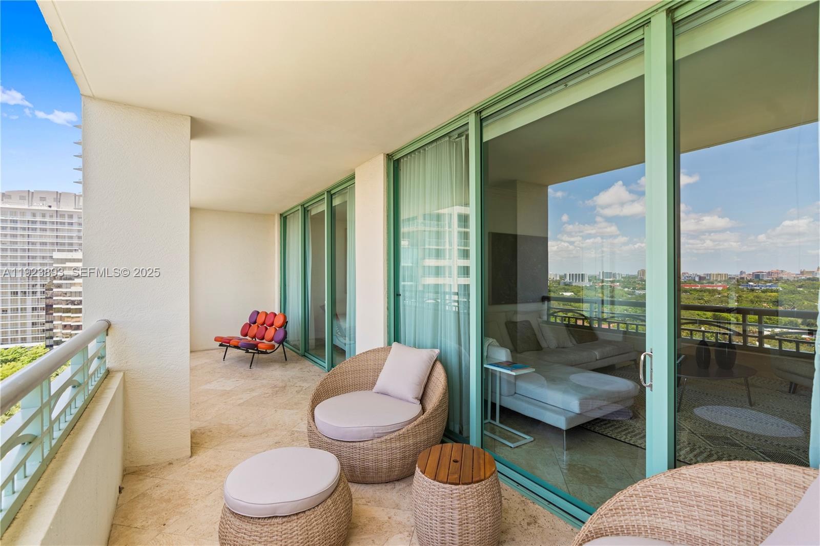 3400 SW 27th Ave #1505 Coconut Grove, FL 33133