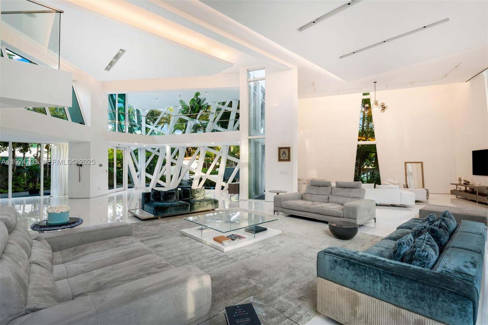 480 Ocean Blvd Golden Beach, FL 33160