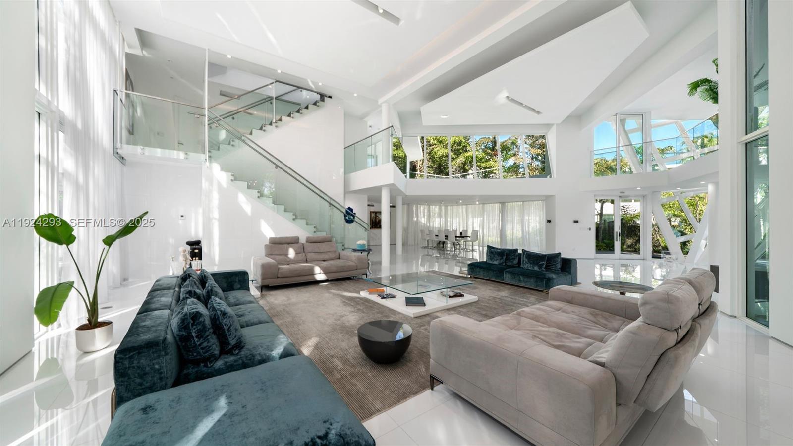 480 Ocean Blvd Golden Beach, FL 33160