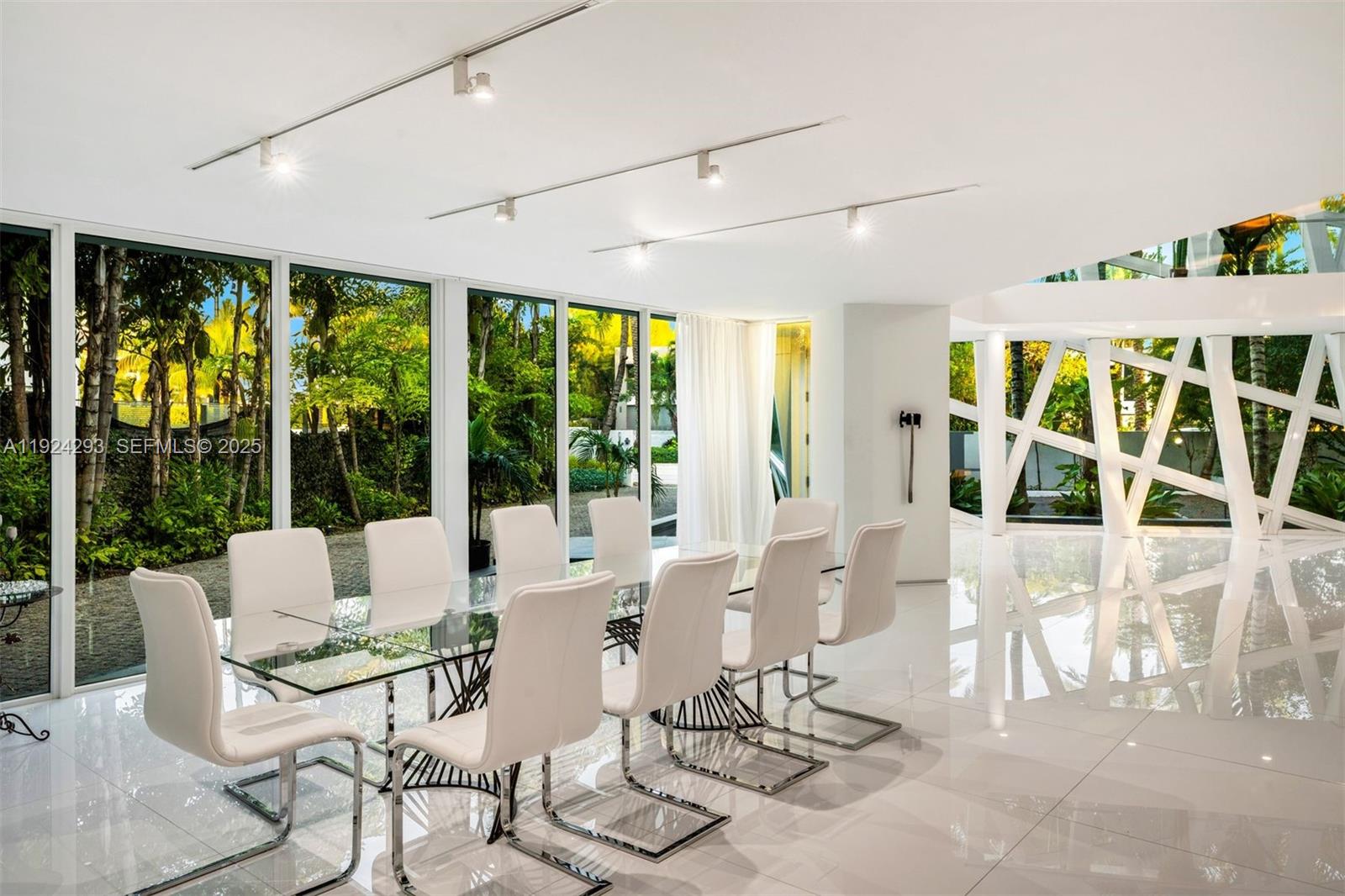 480 Ocean Blvd Golden Beach, FL 33160