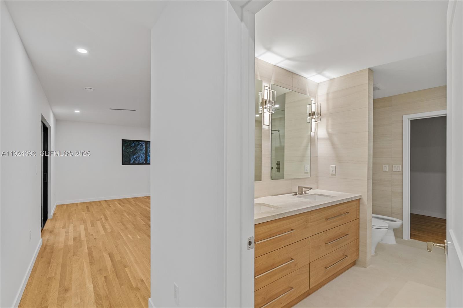 12940 SW 73rd Ave Pinecrest, FL 33156