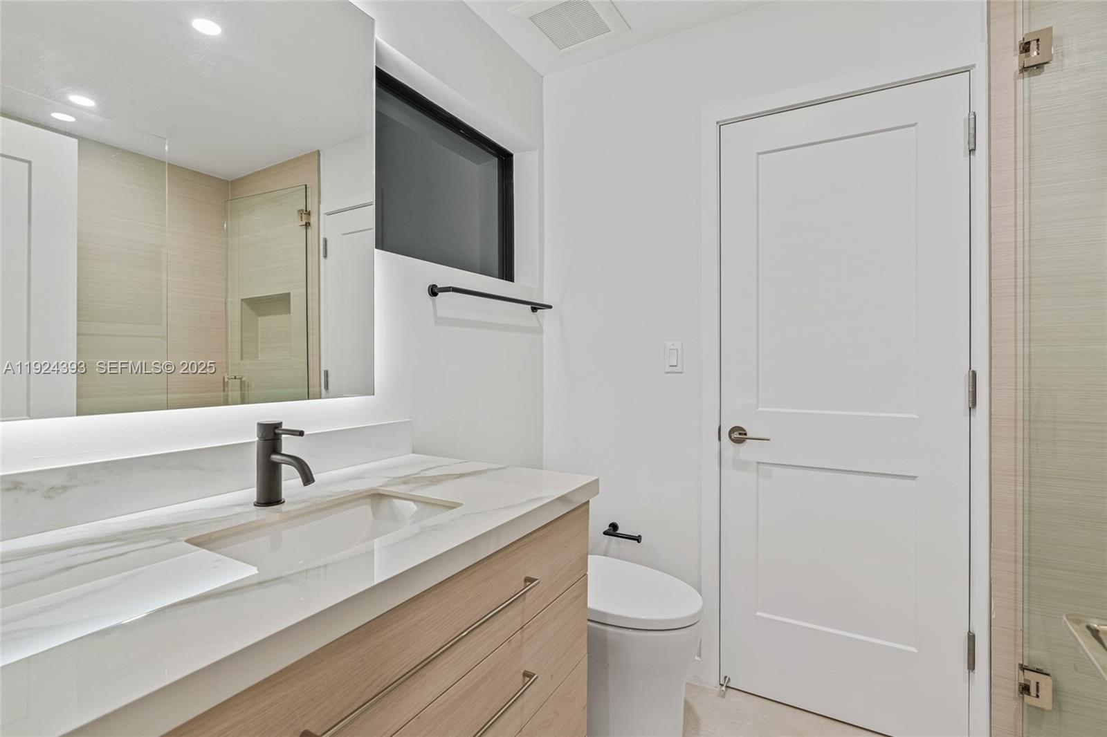 12940 SW 73rd Ave Pinecrest, FL 33156