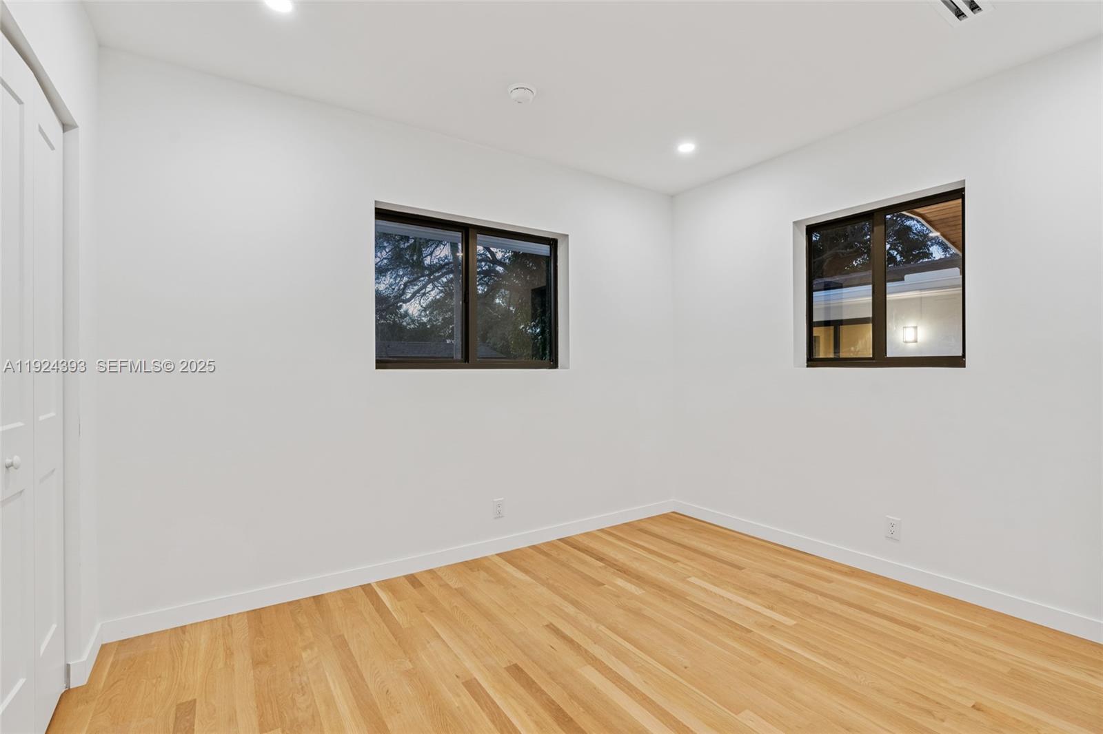 12940 SW 73rd Ave Pinecrest, FL 33156