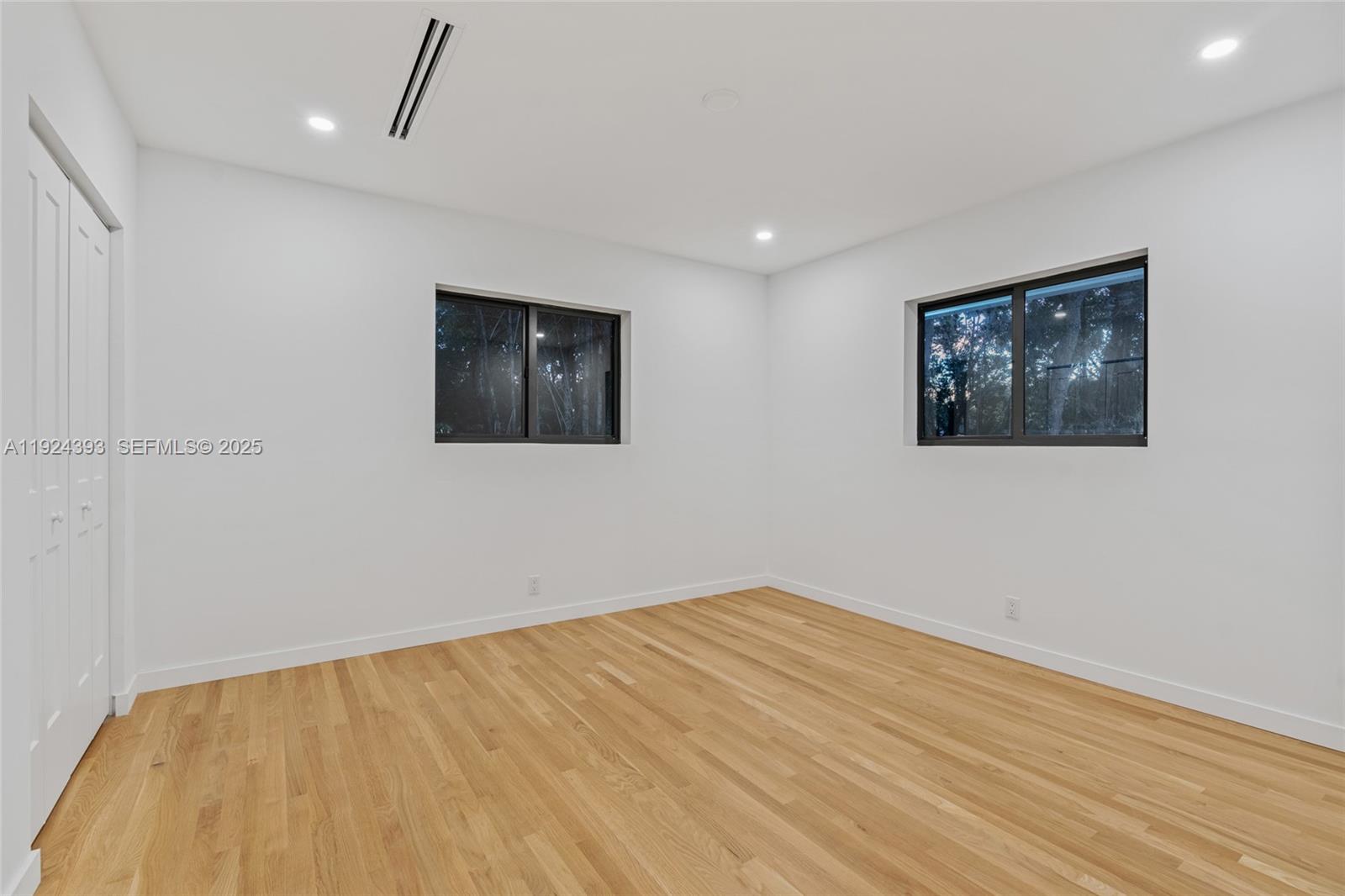 12940 SW 73rd Ave Pinecrest, FL 33156