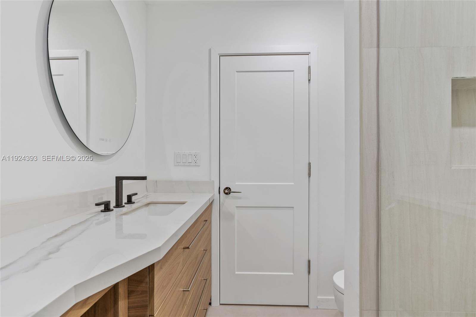 12940 SW 73rd Ave Pinecrest, FL 33156