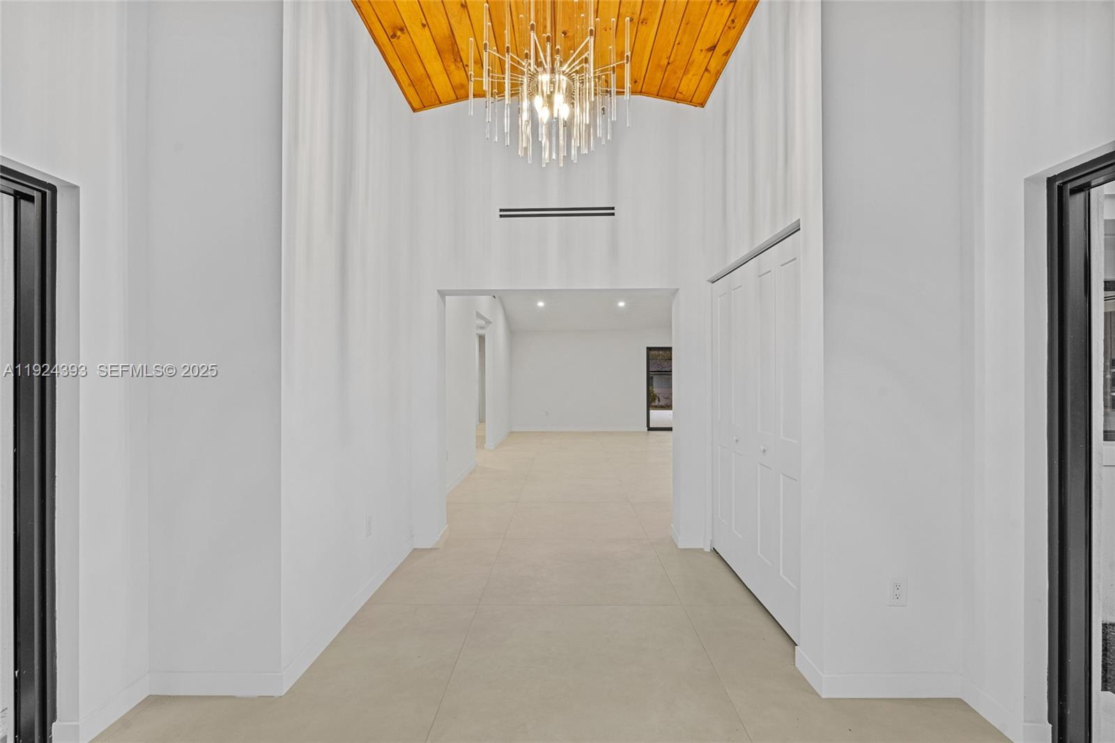 12940 SW 73rd Ave Pinecrest, FL 33156