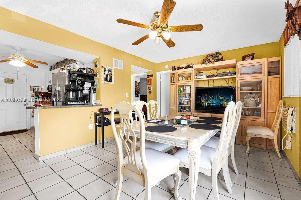 911 E 9th Pl Hialeah, FL 33010