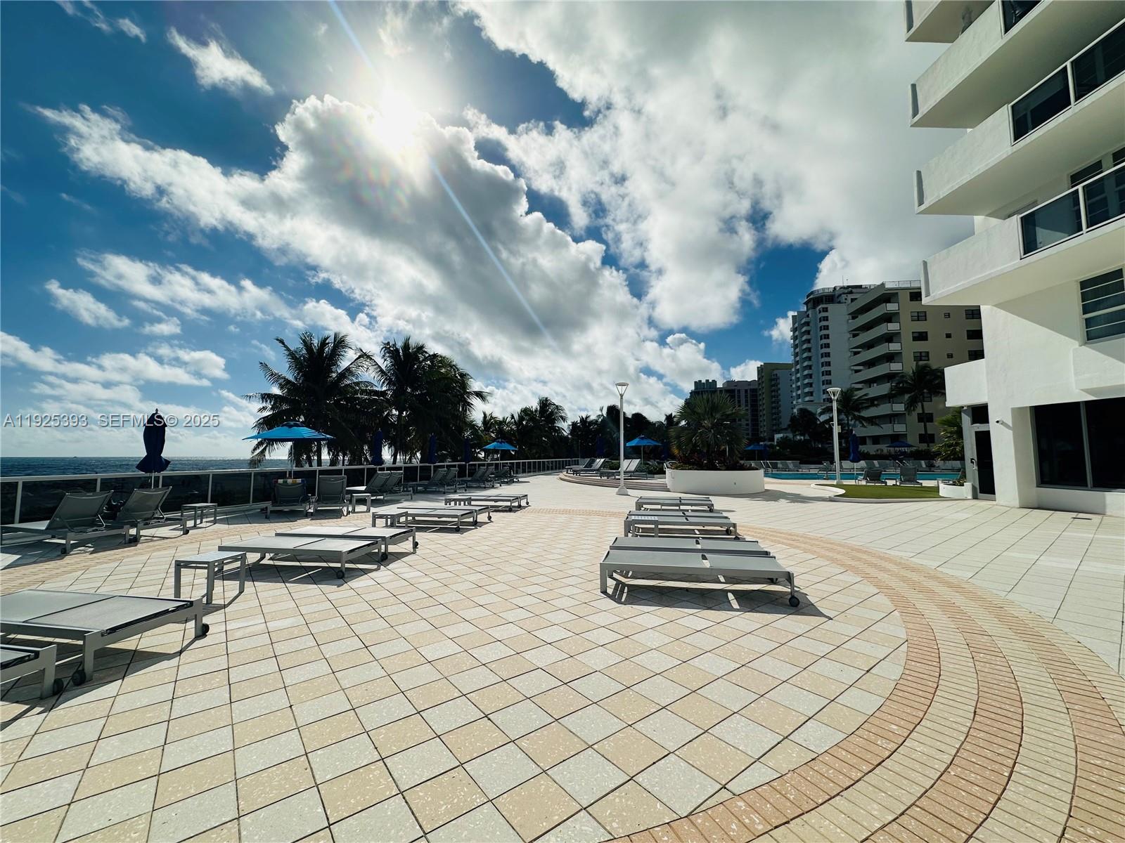 100 Lincoln Rd #1427 Miami Beach, FL 33139