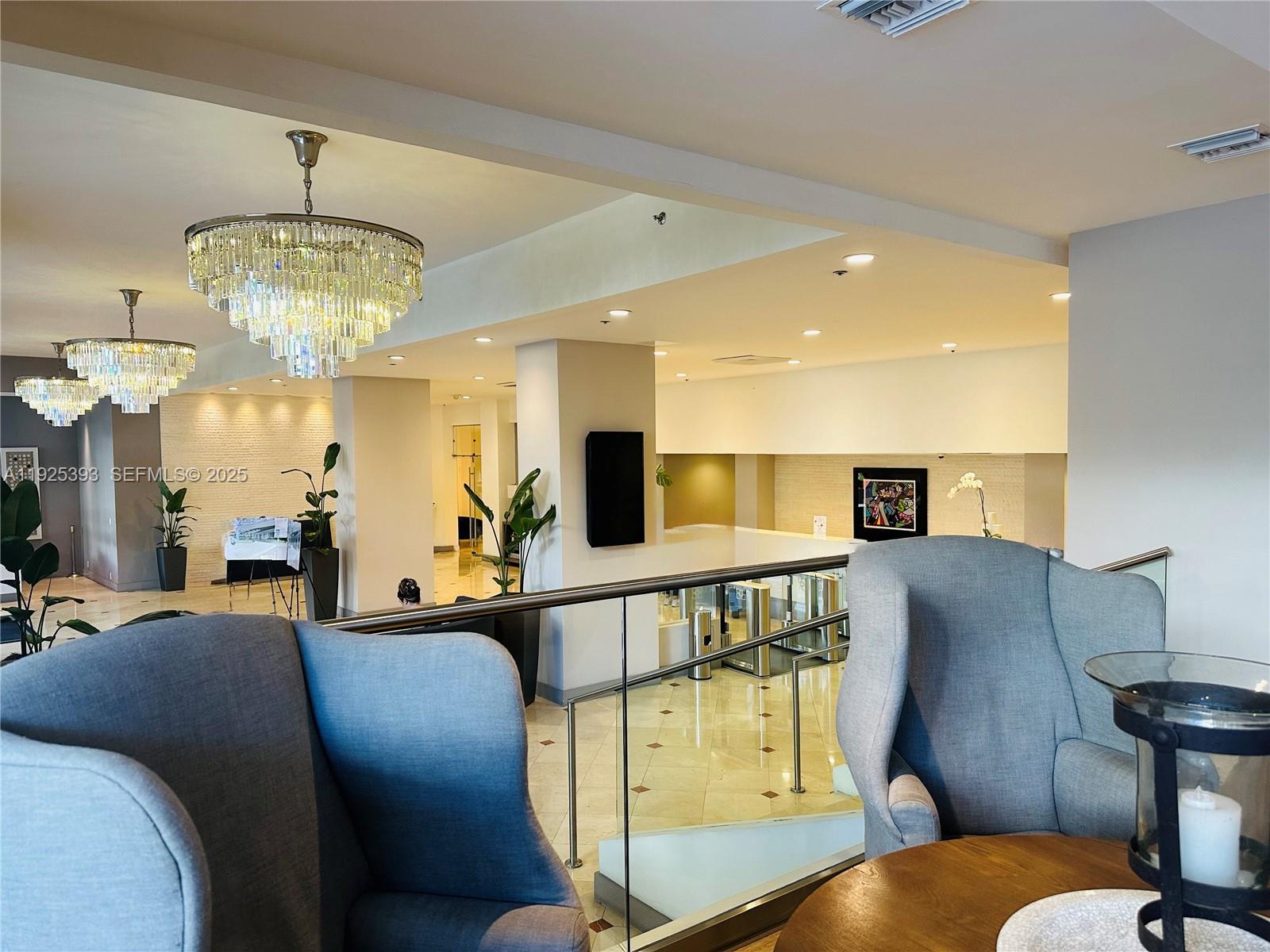 100 Lincoln Rd #1427 Miami Beach, FL 33139