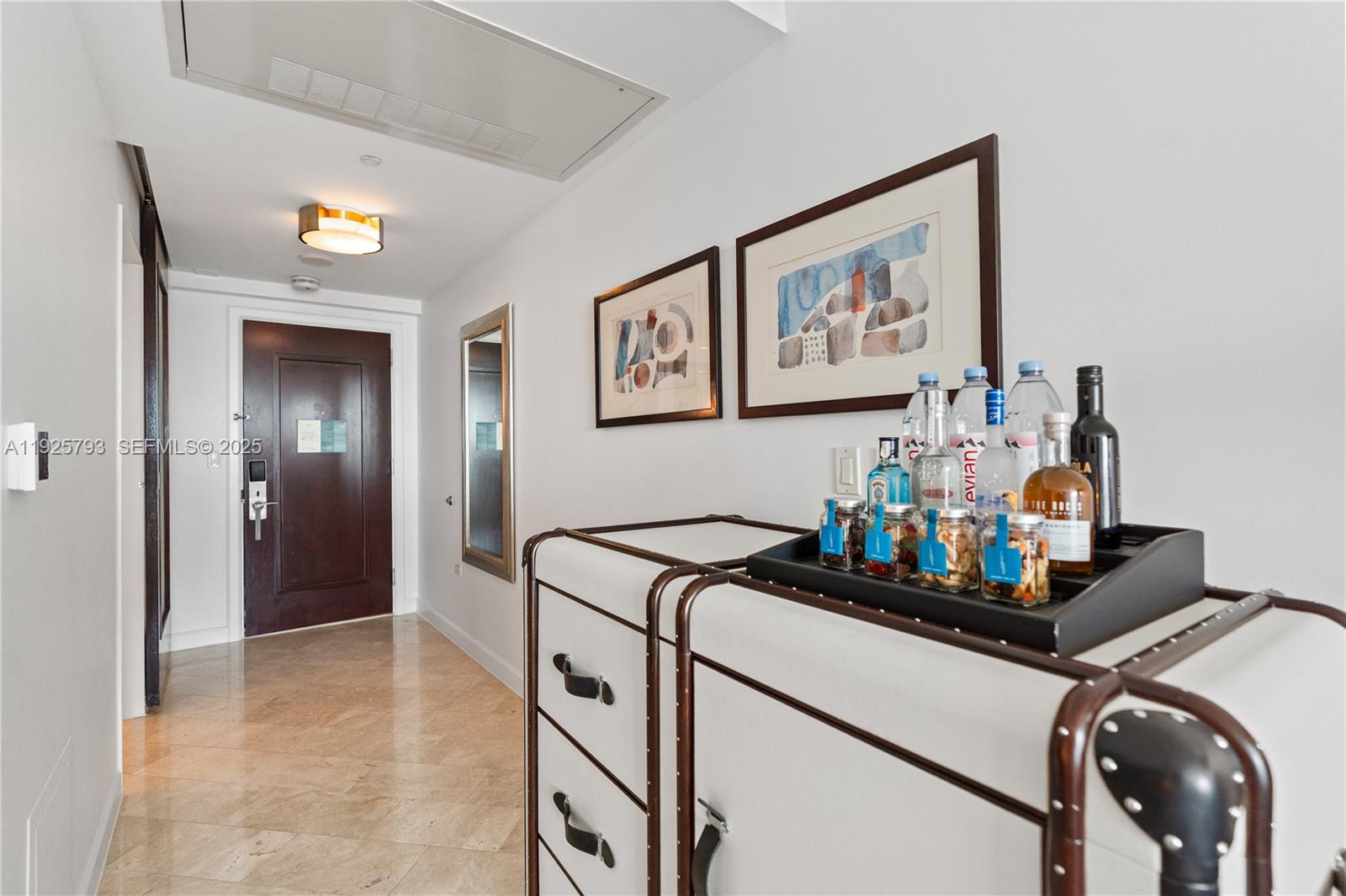 4391 Collins Ave #1814 Miami Beach, FL 33140