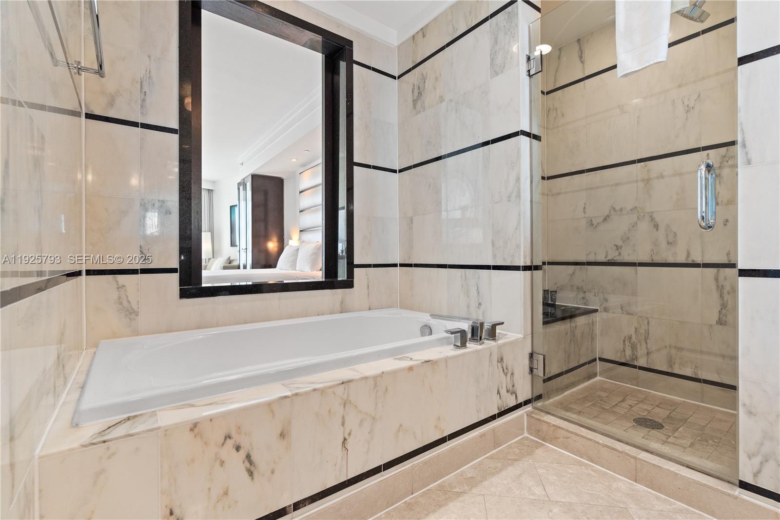 4391 Collins Ave #1814 Miami Beach, FL 33140