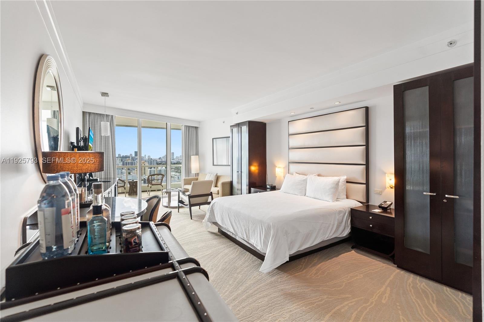 4391 Collins Ave #1814 Miami Beach, FL 33140