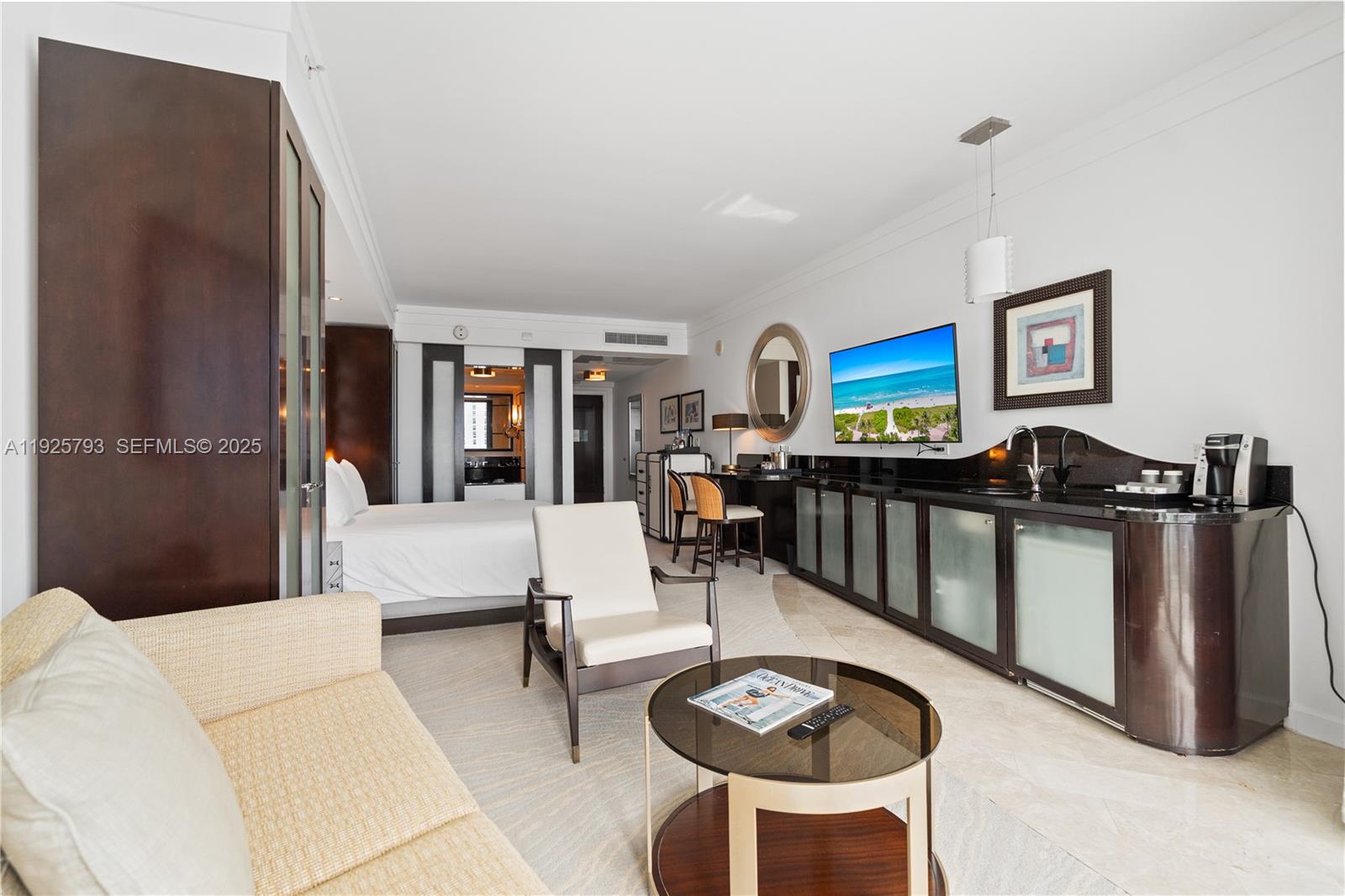 4391 Collins Ave #1814 Miami Beach, FL 33140