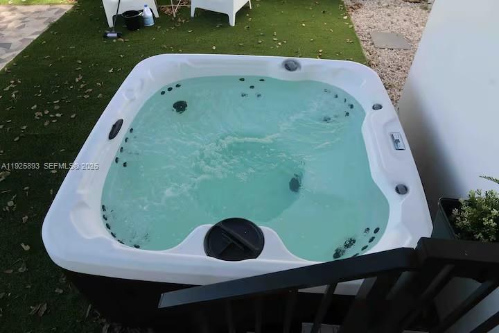 2171 NW 49th St Miami, FL 33142