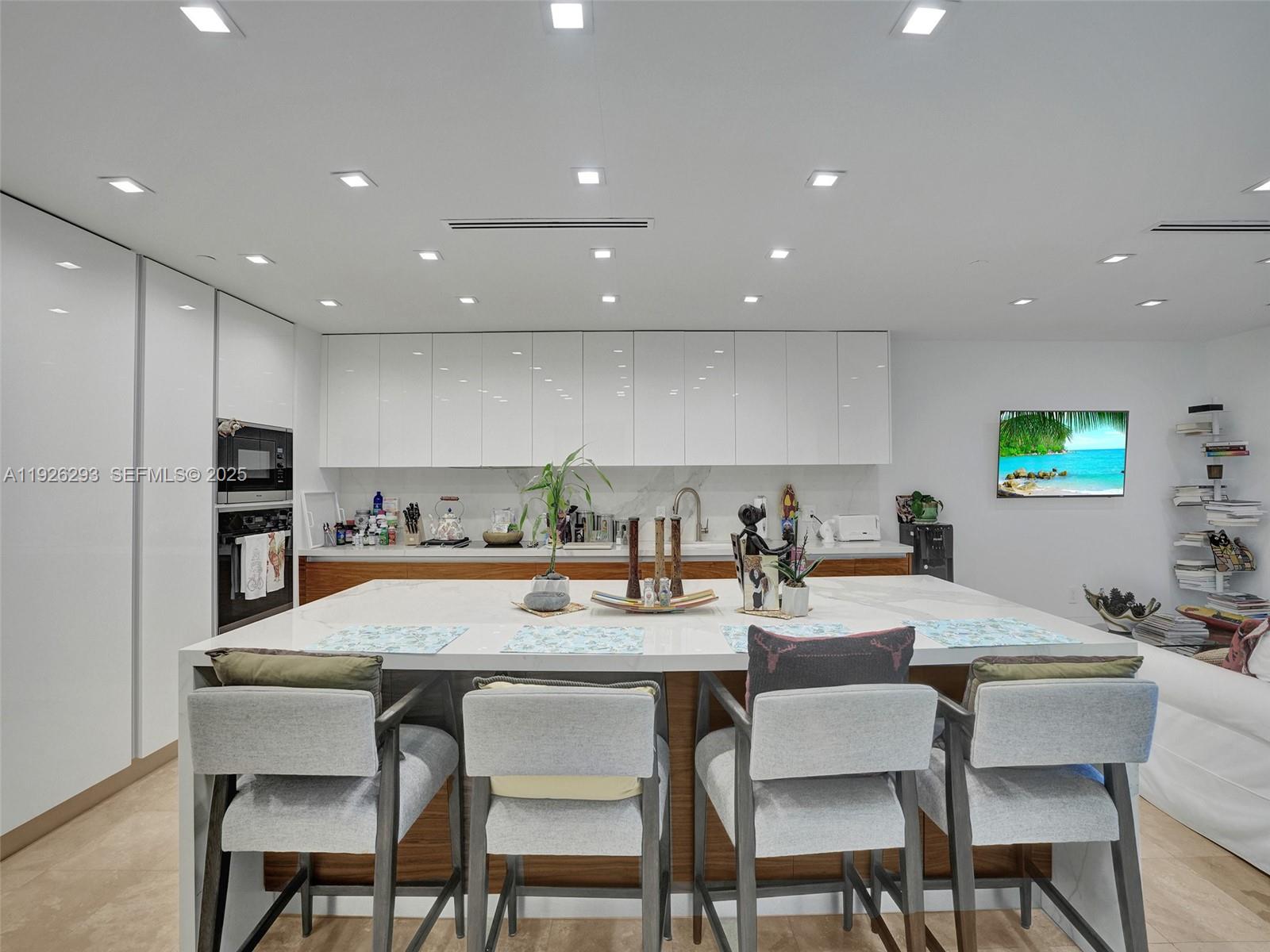 3201 NE 183rd St #704 Aventura, FL 33160