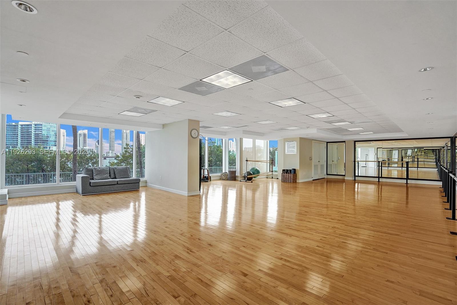 3201 NE 183rd St #704 Aventura, FL 33160