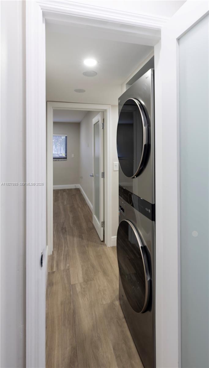 6855 Edgewater Dr #1DS Coral Gables, FL 33133