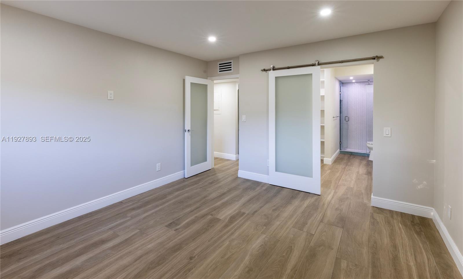 6855 Edgewater Dr #1DS Coral Gables, FL 33133