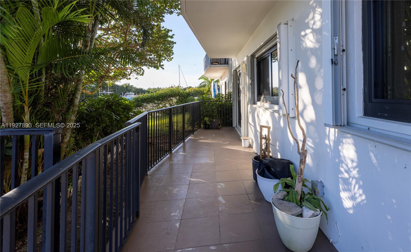 6855 Edgewater Dr #1DS Coral Gables, FL 33133