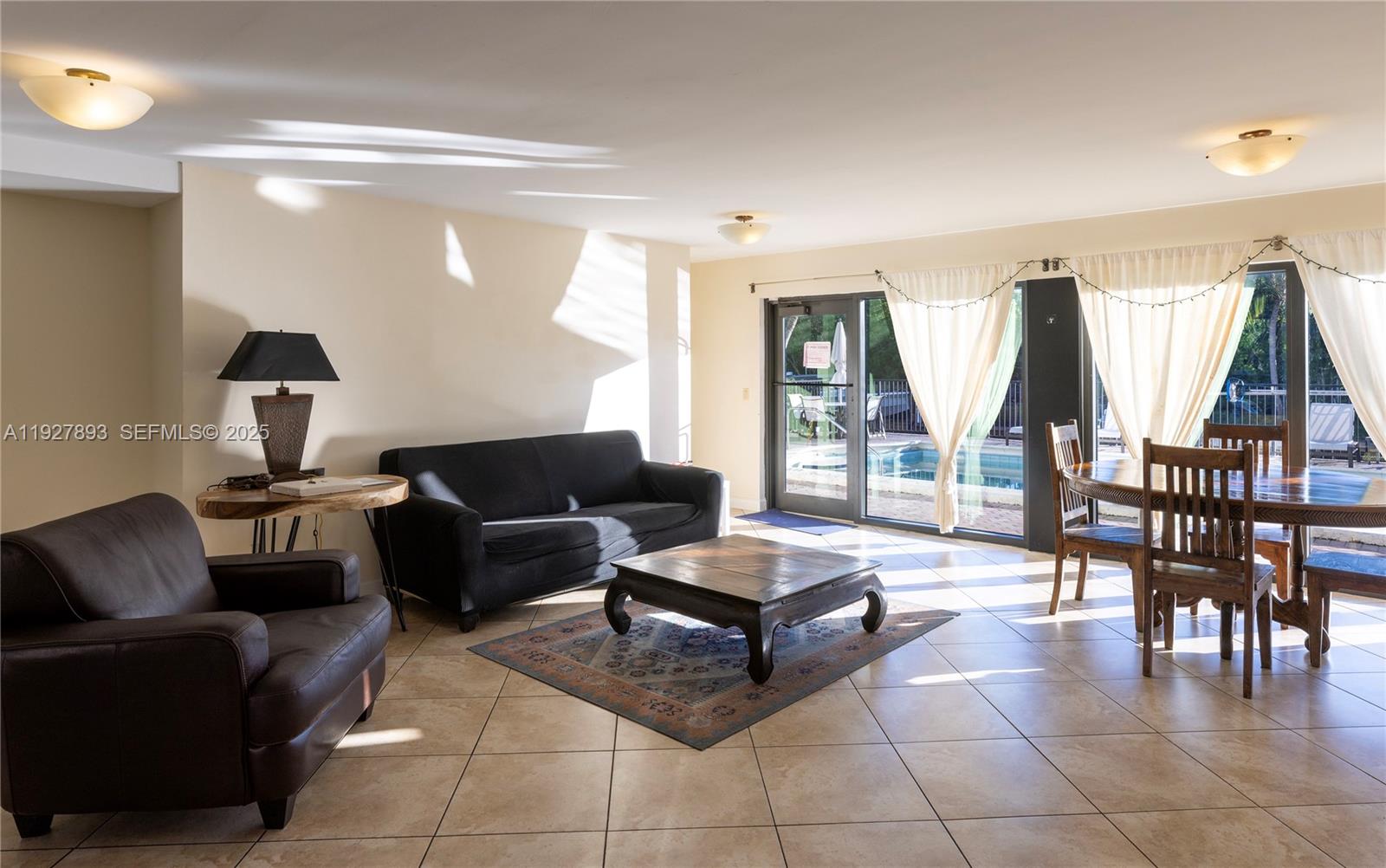 6855 Edgewater Dr #1DS Coral Gables, FL 33133