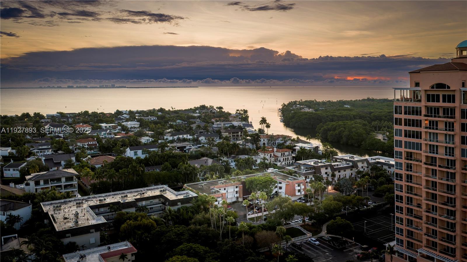 6855 Edgewater Dr #1DS Coral Gables, FL 33133