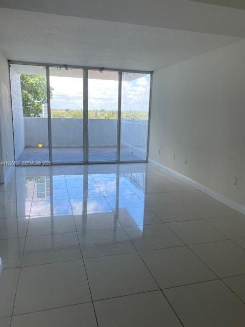 1861 NW S Riv Dr #702 Miami, FL 33125