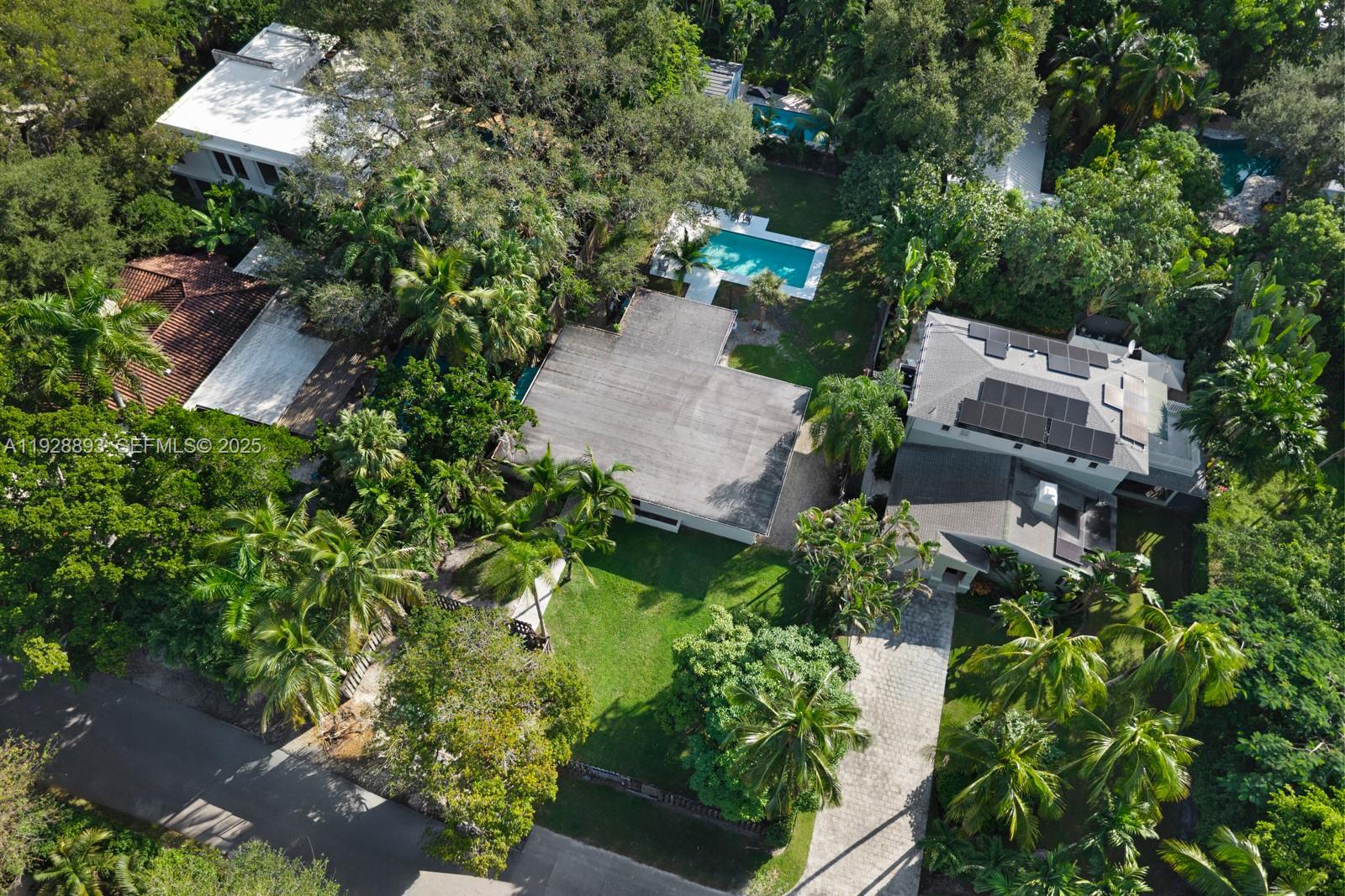 4191 Braganza Ave Miami, FL 33133