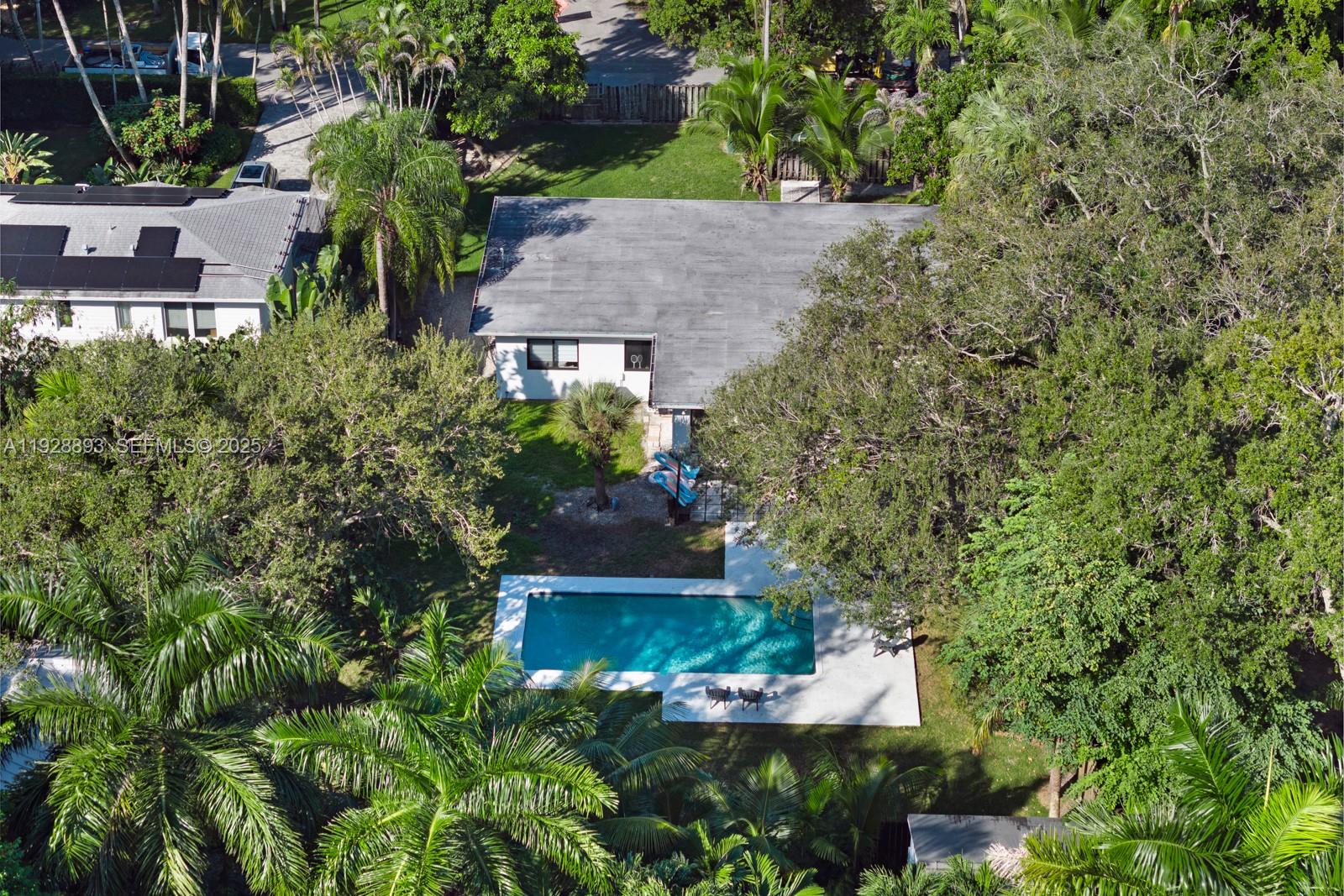 4191 Braganza Ave Miami, FL 33133