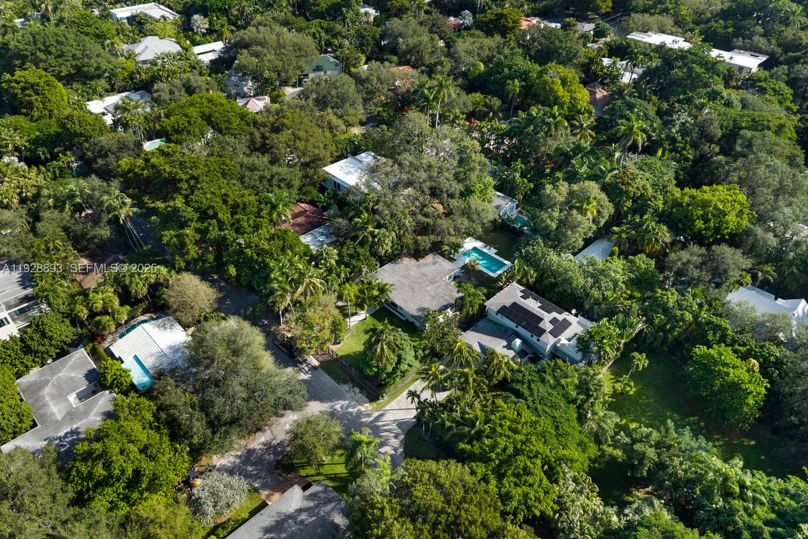 4191 Braganza Ave Miami, FL 33133